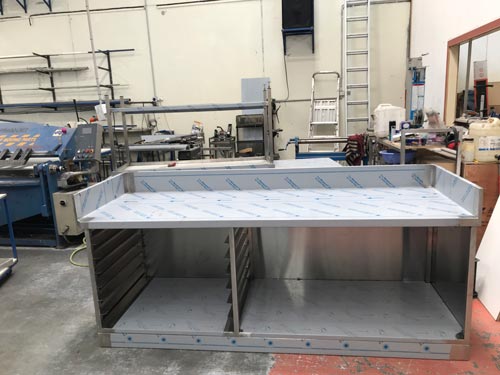 Stainless Steel Benches Sydney 4 Custom-Stainless Steel Benches Sydney