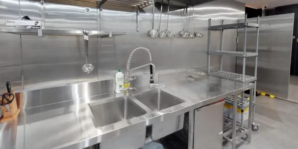 How to remove brown stains from stainless steel sink