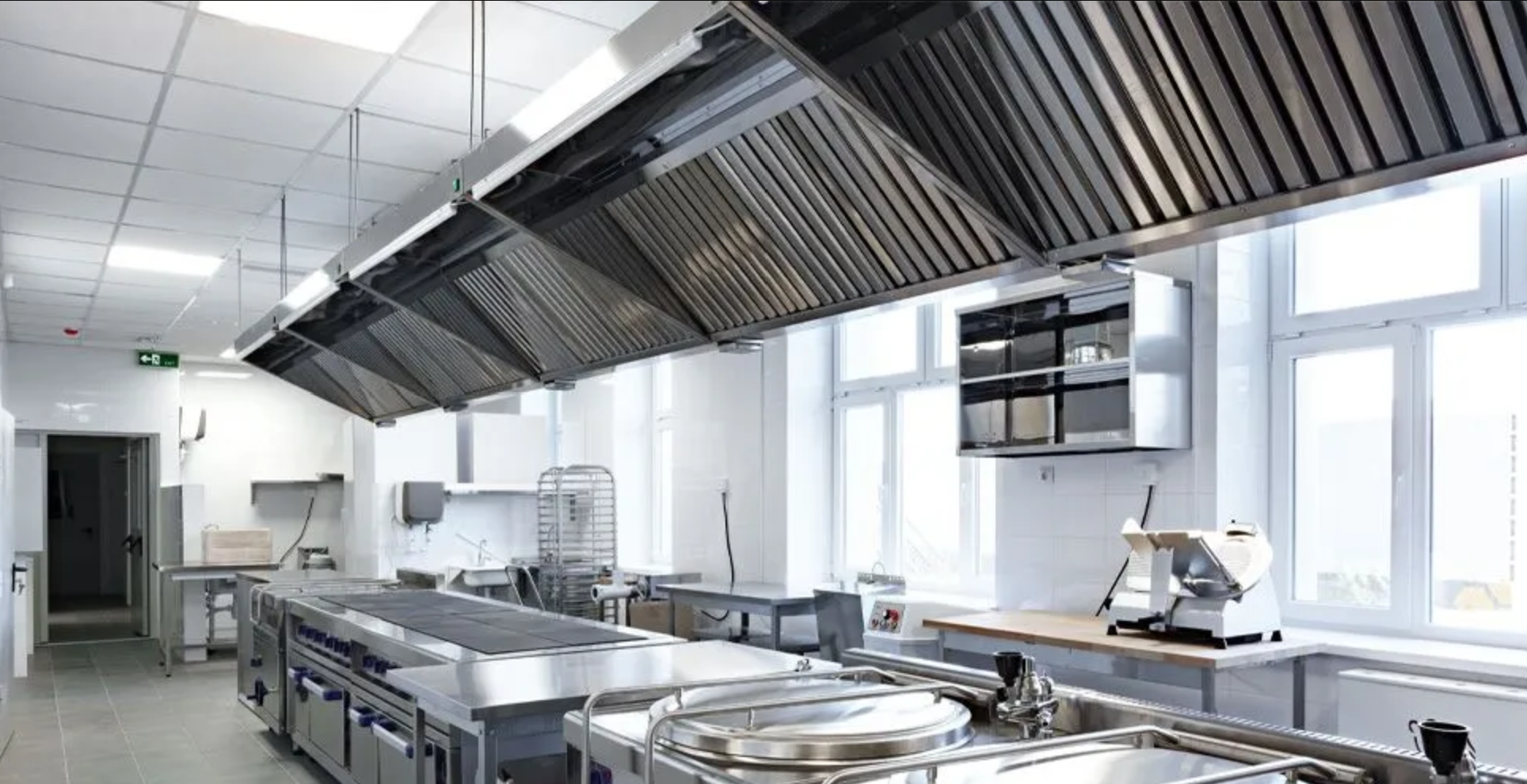 Commercial Range Hood vs Commercial Exhaust Canopy Commercial Range Hood vs Commercial Exhaust Canopy